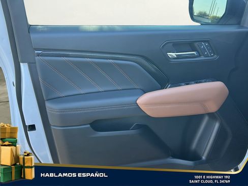 Certified 2024 GMC Canyon AT4 w/ AT4 Premium Package image 12