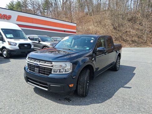 Certified 2022 Ford Maverick Lariat w/ Lariat Luxury Package FWD image 3