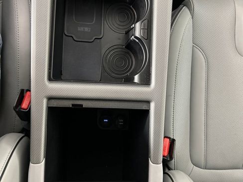 Used 2025 Hyundai Palisade SEL image 24