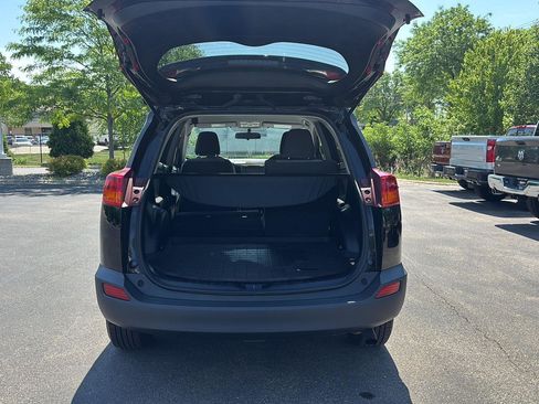 Used 2015 Toyota RAV4 LE FWD image 14