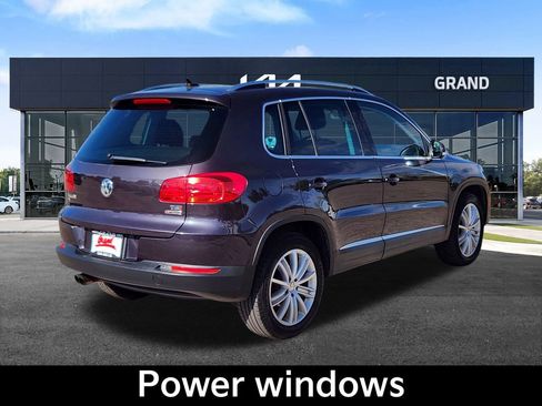Used 2016 Volkswagen Tiguan SE image 6