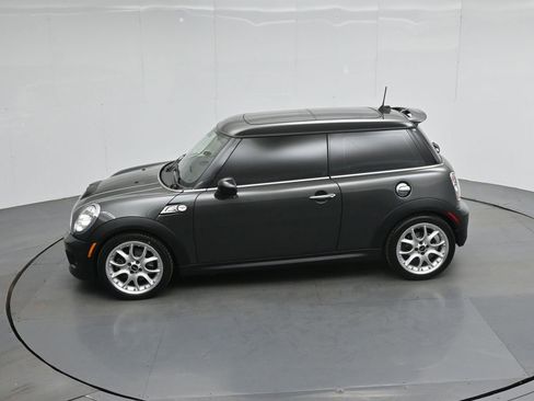 Used 2011 MINI Cooper S image 39