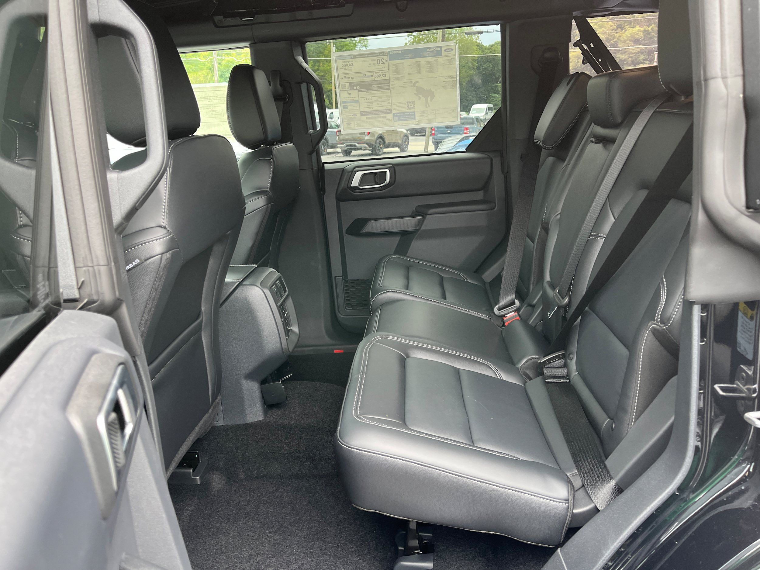 New 2026 Ford Bronco Outer Banks AWD/4WD image 10