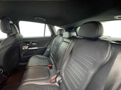 Used 2024 Mercedes-Benz GLC 300 4MATIC w/ AMG Line image 23