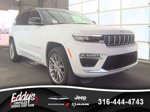 Used 2025 Jeep Grand Cherokee Summit image 1
