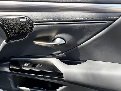 Used 2022 Lexus ES 350 F Sport w/ Accessory Package 2 image 42