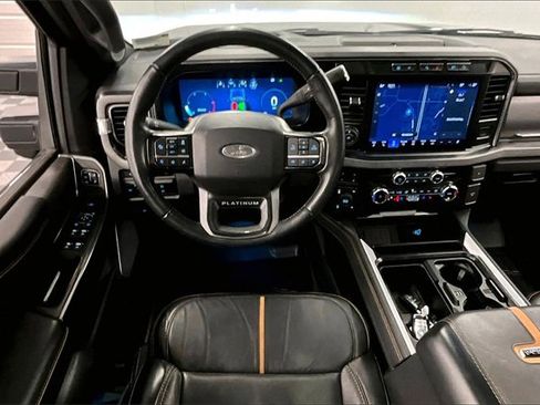 Used 2024 Ford F350 Platinum w/ FX4 Off-Road Package image 5