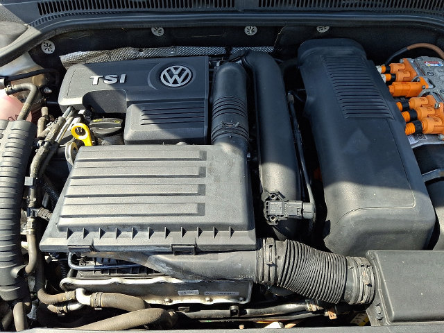 Used 2013 Volkswagen Jetta Hybrid Sedan FWD image 26