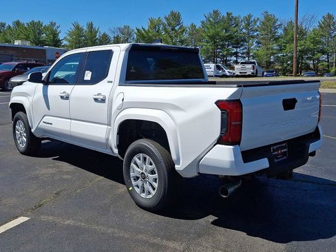 New 2026 Toyota Tacoma SR5 image 17