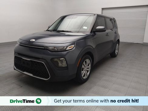 Used 2020 Kia Soul LX image 1