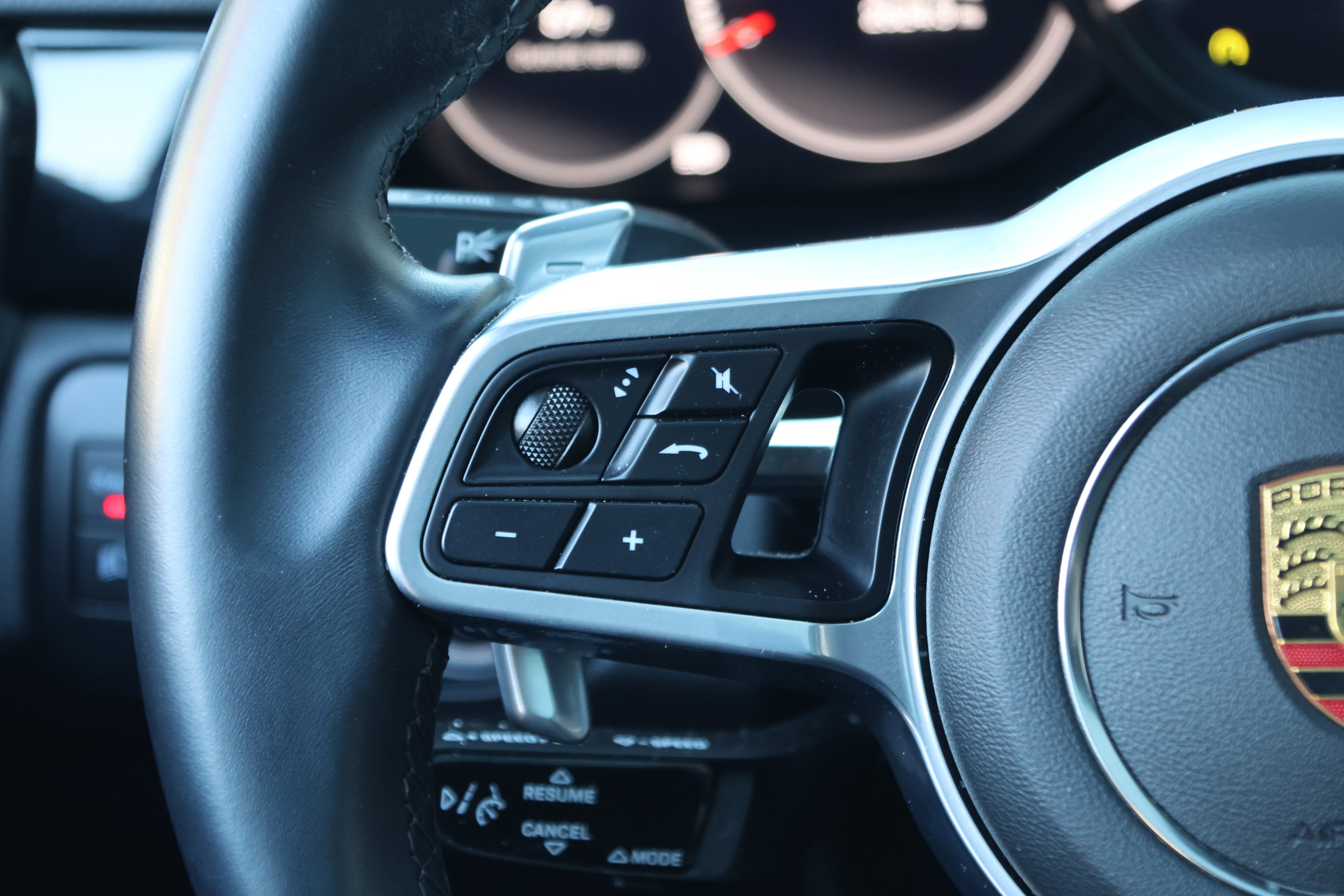 Used 2022 Porsche Cayenne S AWD/4WD image 28