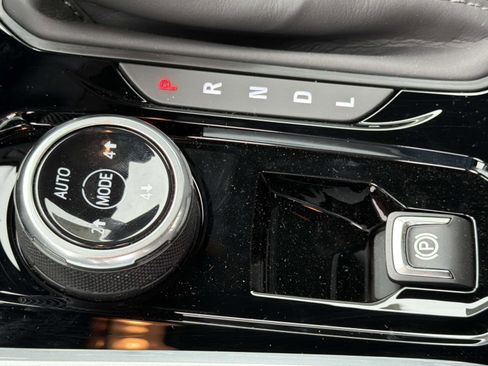 New 2026 Chevrolet Colorado Trail Boss AWD/4WD image 6