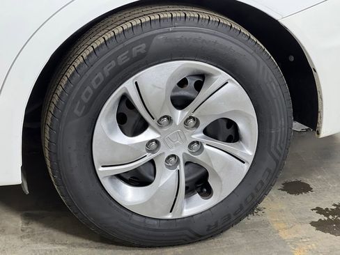 Used 2014 Honda Civic LX image 31