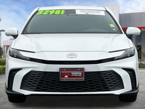 Certified 2025 Toyota Camry SE FWD image 11