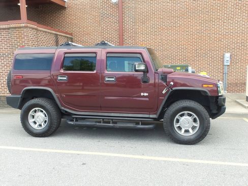 Used 2007 HUMMER H2 image 13