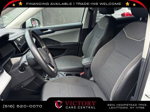 Used 2023 Volkswagen Taos SE image 13