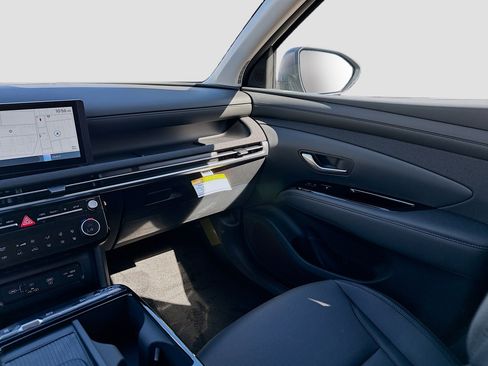 New 2026 Hyundai Tucson Limited w/ Tow & Go Package image 18