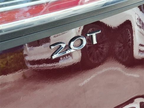 Used 2019 Lincoln Nautilus Select image 11