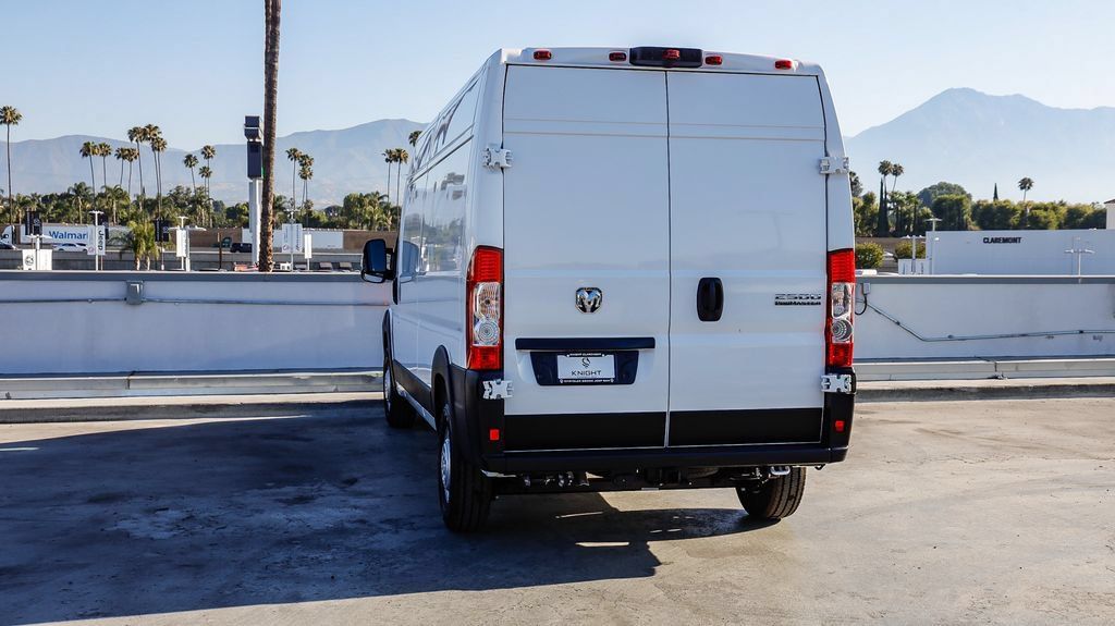 New 2026 RAM ProMaster 2500 w/ Convenience Group FWD image 7