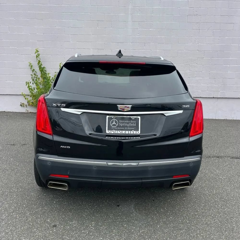 Used 2017 Cadillac XT5 Premium Luxury AWD/4WD image 7