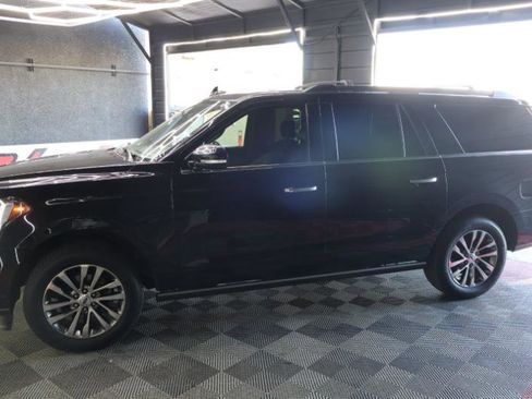 Used 2018 Ford Expedition Max Limited w/ Equipment Group 301A image 4