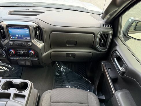 Used 2022 Chevrolet Silverado 1500 LT w/ Bed Protection Package image 22