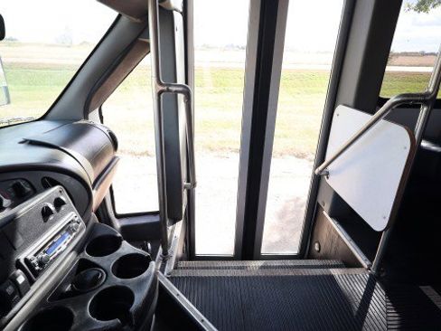 Used 2008 Ford E-350 and Econoline 350 Super Duty image 20