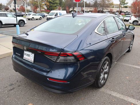 Used 2023 Honda Accord LX image 7