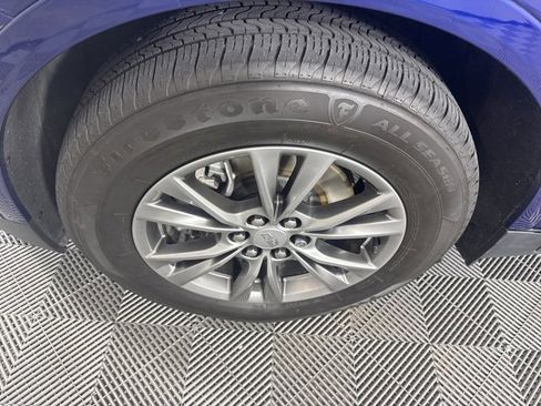 Used 2023 Cadillac XT5 Premium Luxury w/ Technology Package image 10