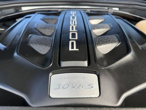 Used 2018 Porsche Macan S AWD/4WD image 36