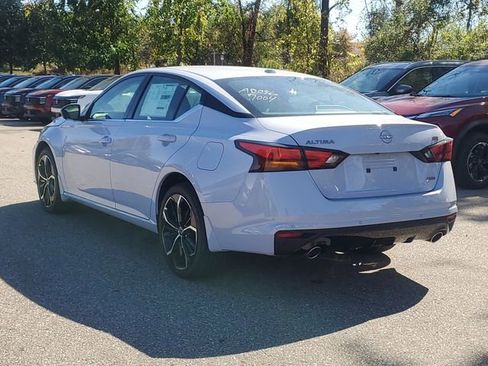 New 2025 Nissan Altima 2.5 SR w/ SR Premium Package image 3