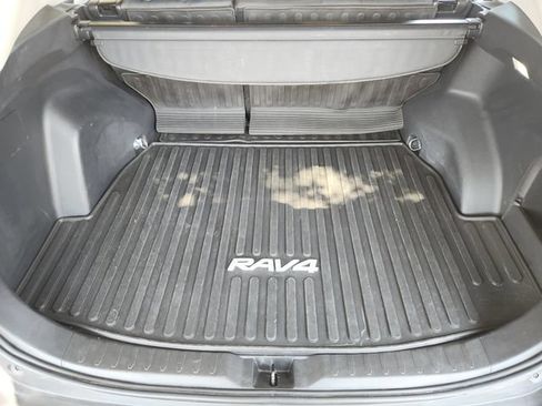 Certified 2025 Toyota RAV4 XLE AWD/4WD image 24