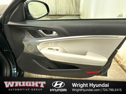 Certified 2025 Genesis G70 2.5T w/ Sport Prestige Package image 17