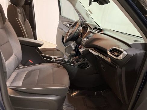 Used 2023 Chevrolet TrailBlazer LT image 24