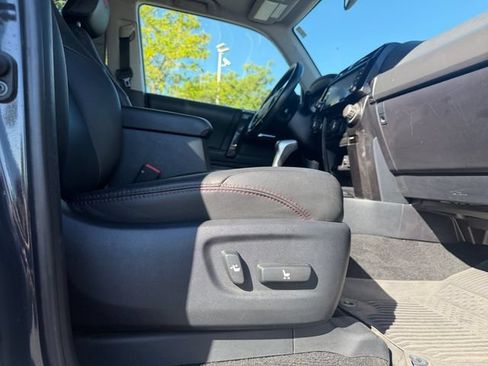 Used 2024 Toyota 4Runner TRD Off-Road Premium w/ Moonroof Package AWD/4WD image 22