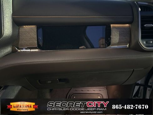 Used 2025 RAM 1500 Limited image 16