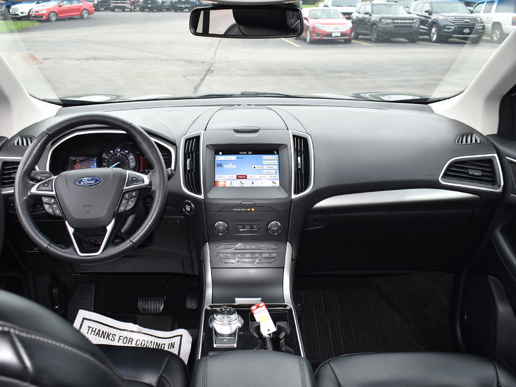 Used 2019 Ford Edge SEL w/ Equipment Group 201A FWD image 4