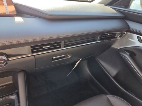 New 2026 MAZDA MAZDA3 Hatchback w/Premium Plus Pkg AWD/4WD image 25