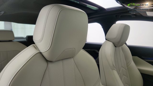 Used 2027 BMW 530i w/ M Sport Package RWD image 34
