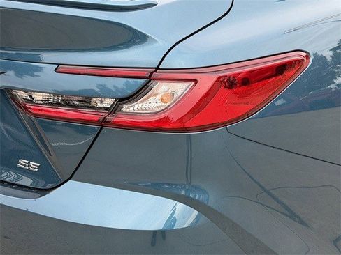 New 2026 Toyota Camry SE image 7