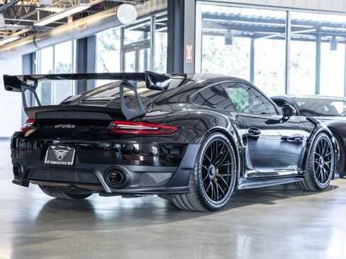 Used 2019 Porsche 911 GT2 RS w/ Weissach Package RWD image 6