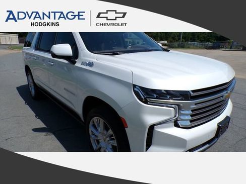 Used 2023 Chevrolet Suburban High Country w/ Advanced Technology Package AWD/4WD image 1