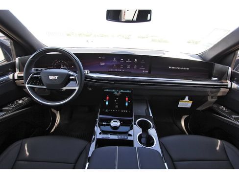 New 2026 Cadillac Escalade 2WD image 9
