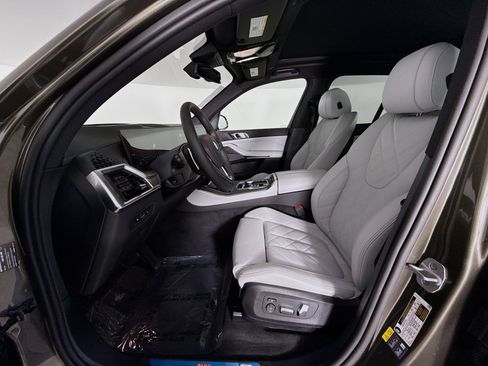 New 2026 BMW X5 xDrive50e w/ Premium Package image 22