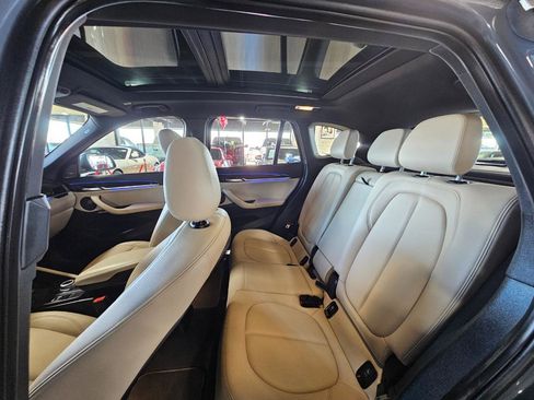 Used 2021 BMW X1 xDrive28i w/ Premium Package image 20