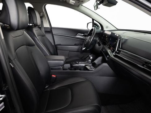 Used 2023 Kia Sportage EX FWD image 26