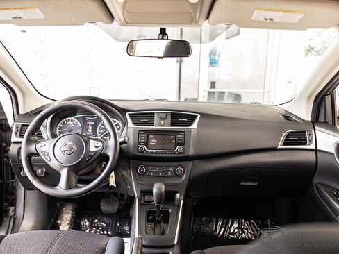 Used 2018 Nissan Sentra S FWD image 32