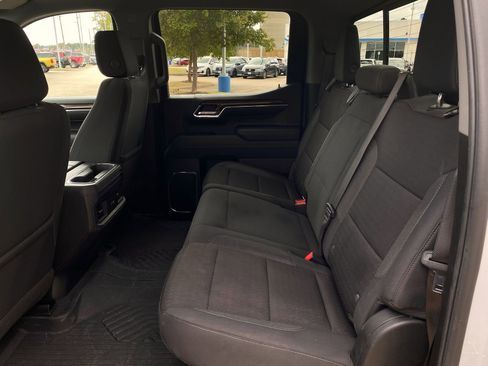 Used 2024 Chevrolet Silverado 1500 LT Trail Boss w/ Convenience Package II image 26