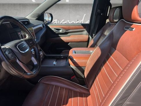 Used 2024 GMC Yukon Denali Ultimate AWD/4WD image 17