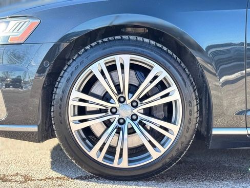 Used 2019 Audi A8 L 4.0T image 11